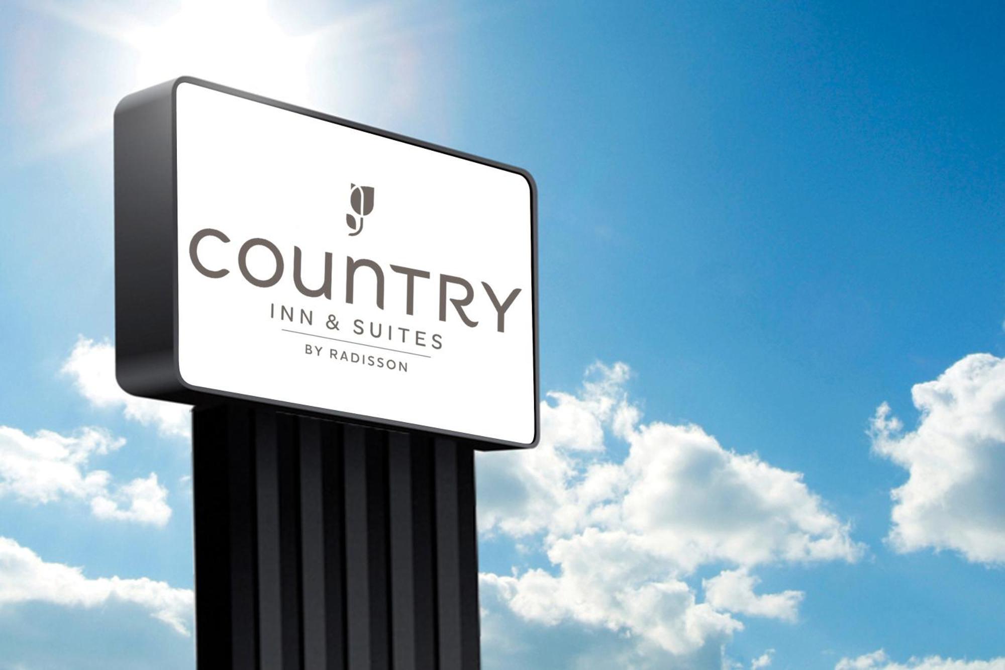 Country Inn & Suites By Radisson, Dunbar - Charleston 외부 사진